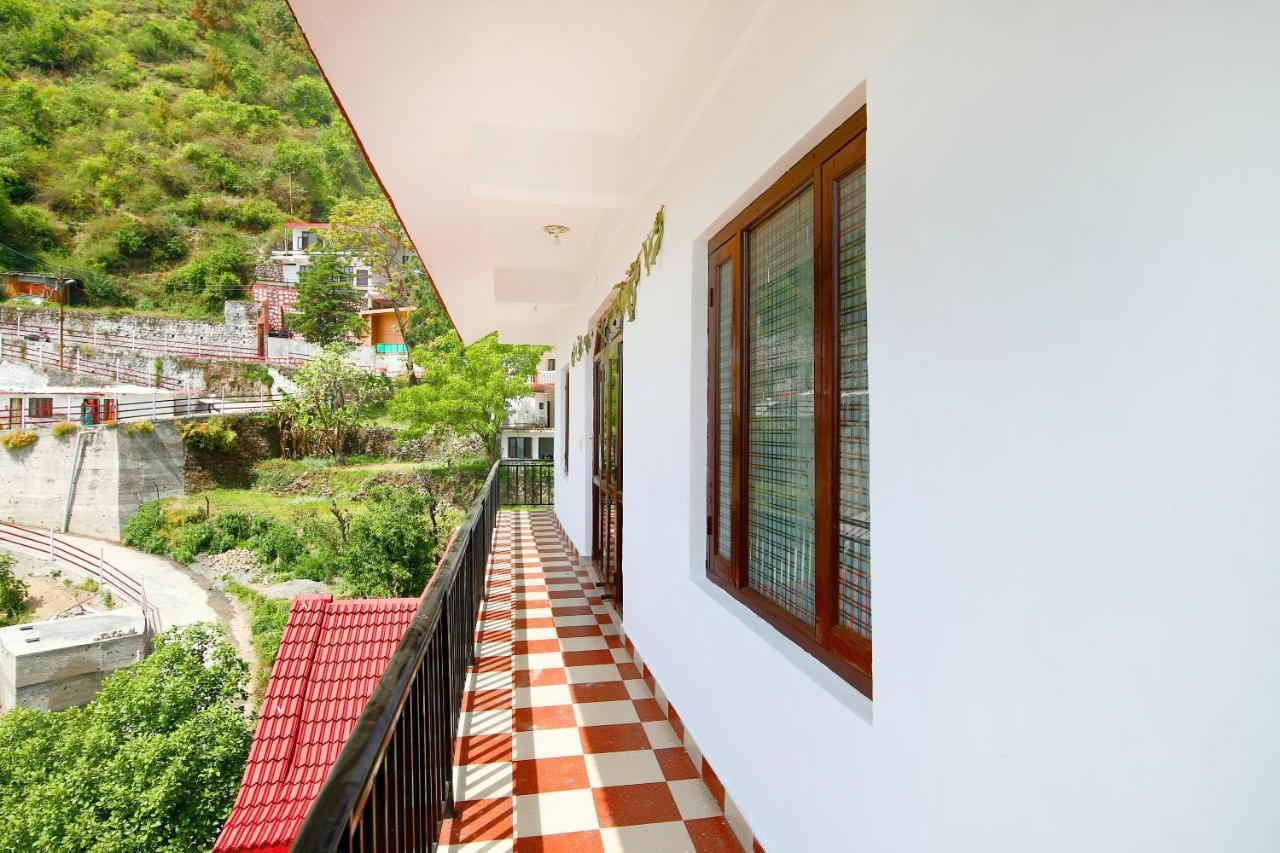 Spot On 37977 Parth Home Stay 穆索里 外观 照片
